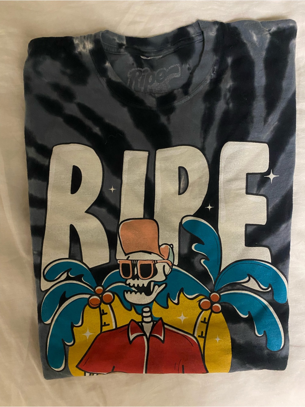 Ripe band tee